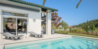 maison à ST PEE SUR NIVELLE (64310)